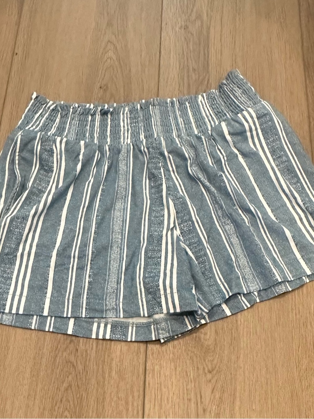 Time and Tru Blue and White Striped High-Waist Women’s Shorts